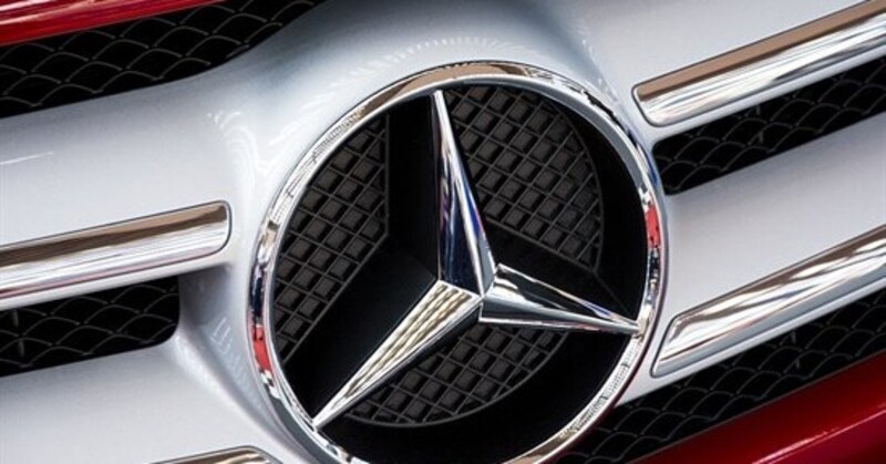 Mercedes: anche i (ricchi) cinesi piangono, vendite gi&ugrave; per i modelli di lusso  