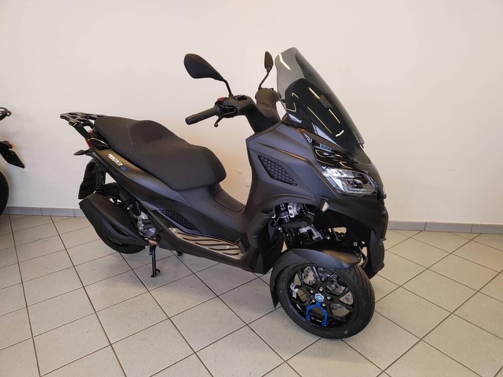 Piaggio MP3 310 Sport (2025 - 26) (2)