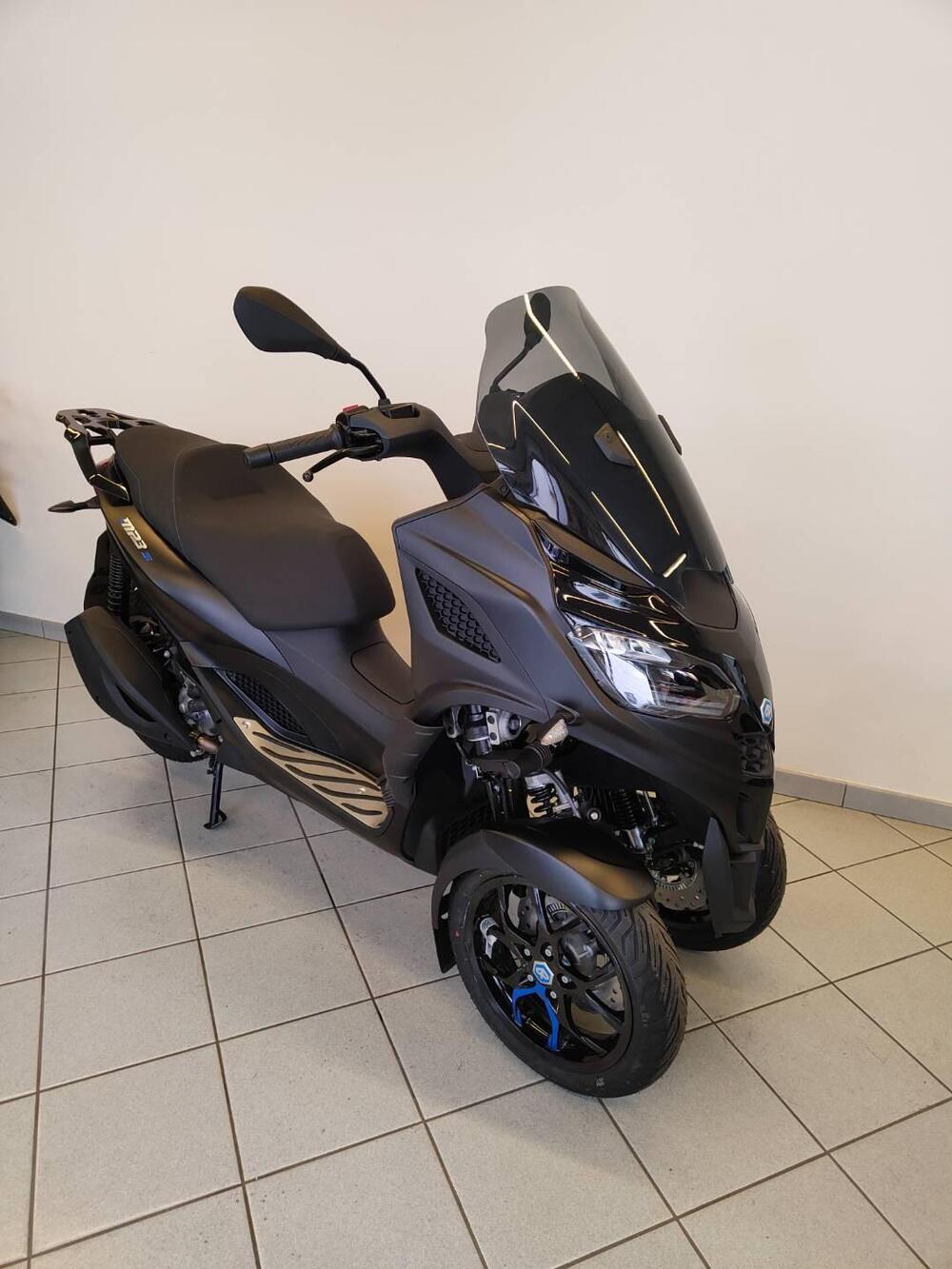 Piaggio MP3 310 Sport (2025 - 26) (3)