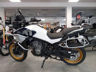 CFMOTO 800MT Explore (2023 - 25) nuova