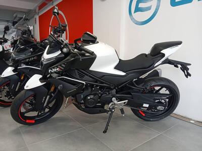 CFMOTO 450NK (2023 - 25) nuova