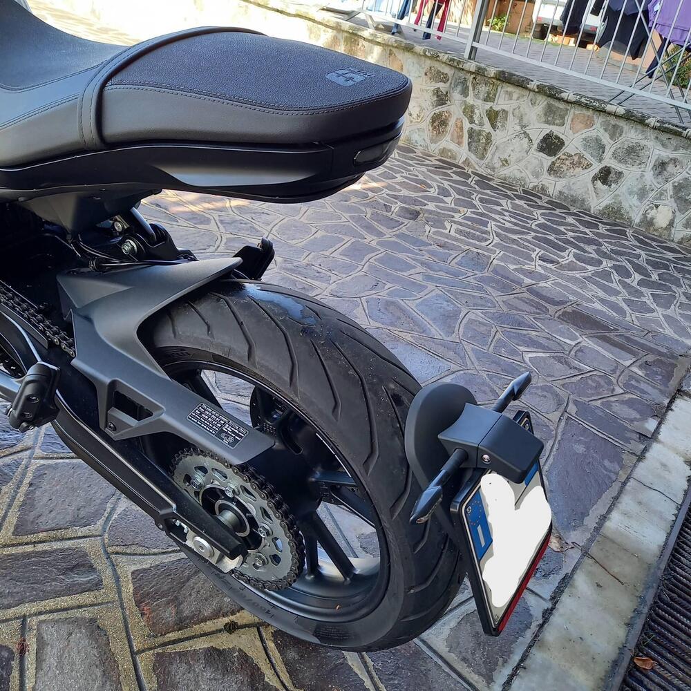 Moto Morini SEIEMMEZZO STR (2022 - 25) (7)