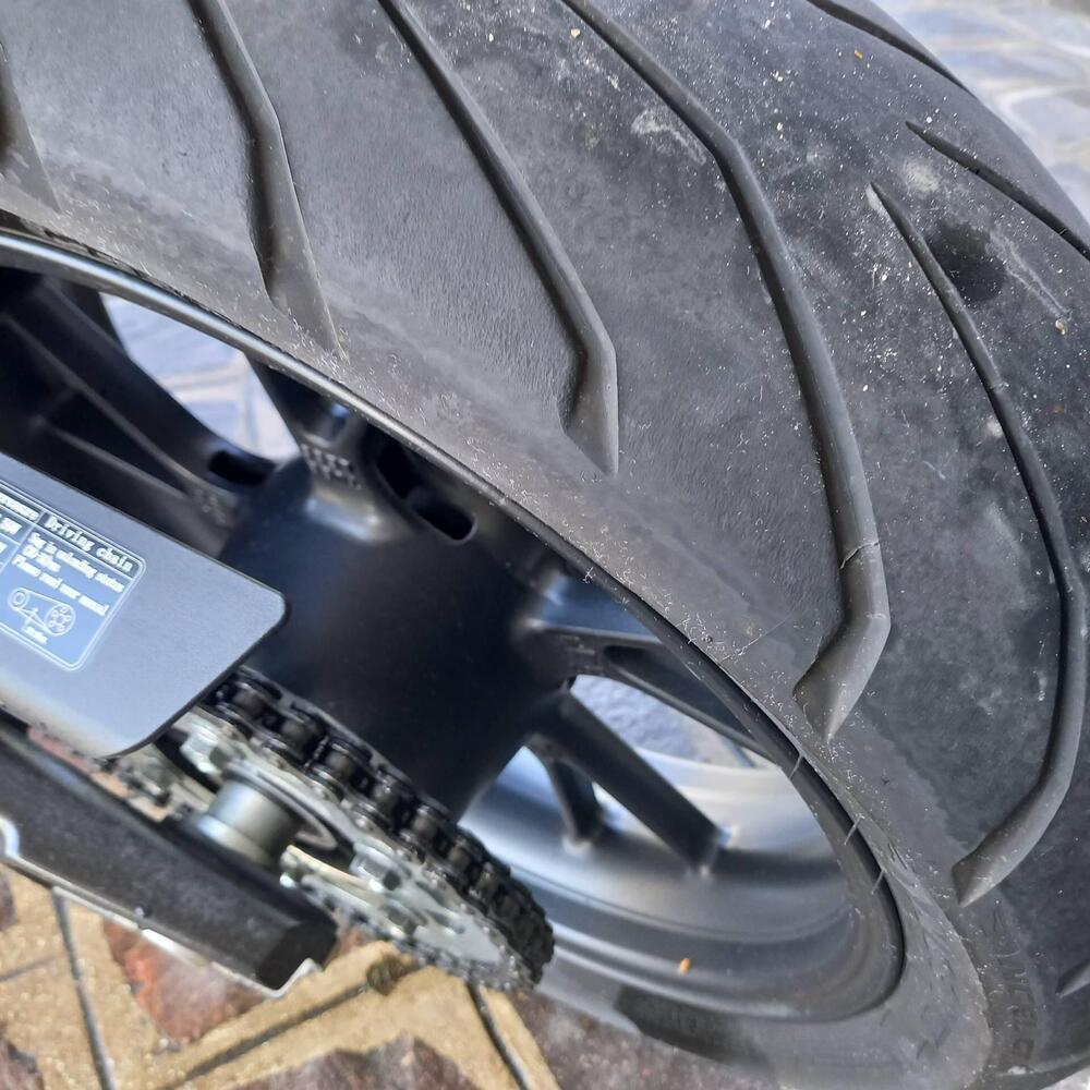 Moto Morini SEIEMMEZZO STR (2022 - 25) (8)