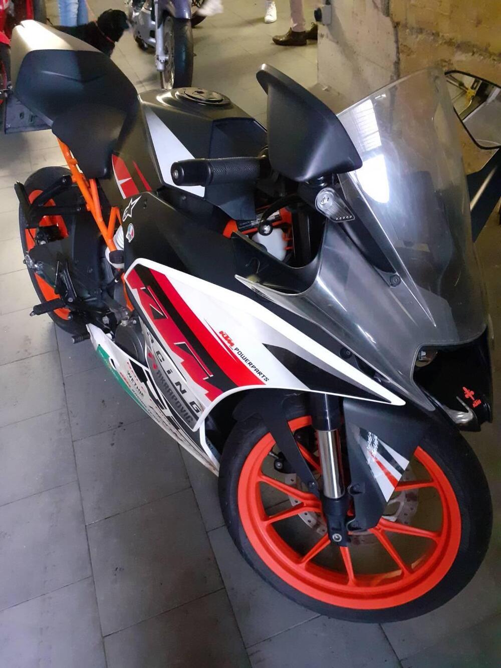 KTM RC 390 ABS (2015 - 16) (8)