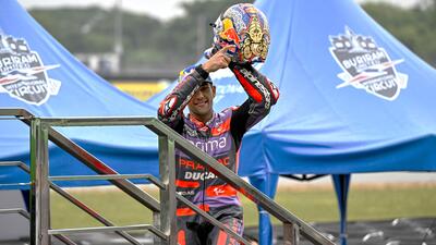 MotoGP 2024. GP della Thailandia. Jorge Martin, 2&deg; anche oggi: "Gara mentale, Pecco Bagnaia pi&ugrave; furbo di me (si riferisce ai cordoli, ndr)"