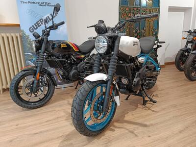 Royal Enfield Guerrilla 450 (2024 - 25) nuova