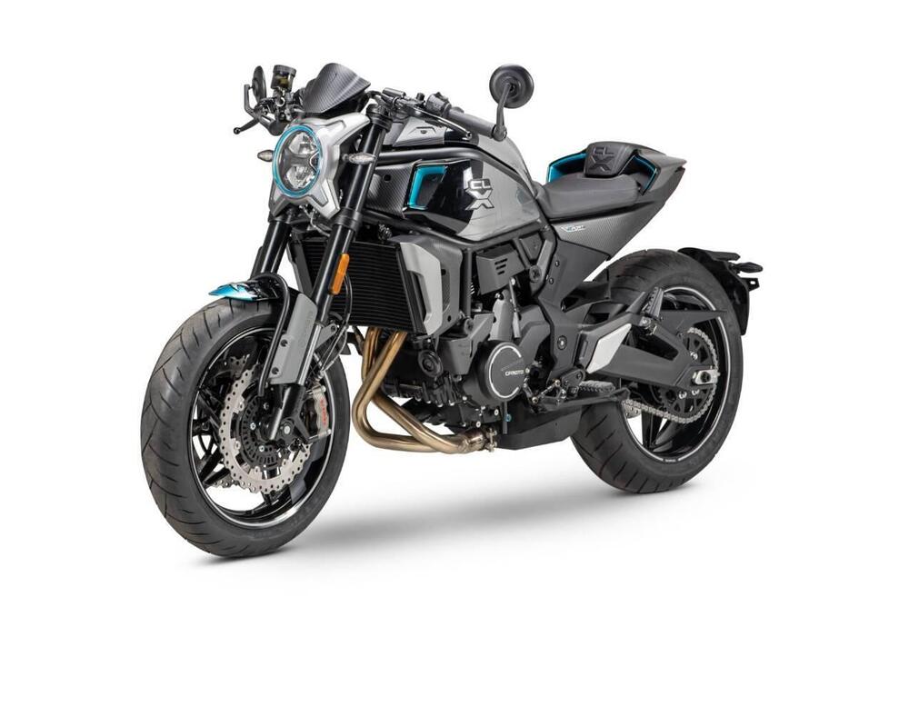 CFMOTO 700CL-X Sport (2022 - 25) (4)