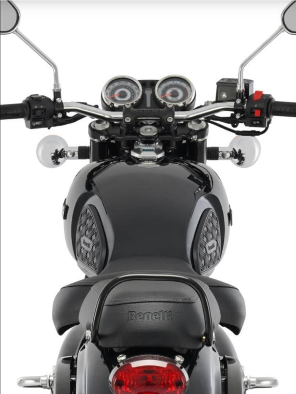 Benelli Imperiale 400 (2021 - 25) (4)