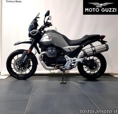 Moto Guzzi V85 Strada (2024 - 25) nuova