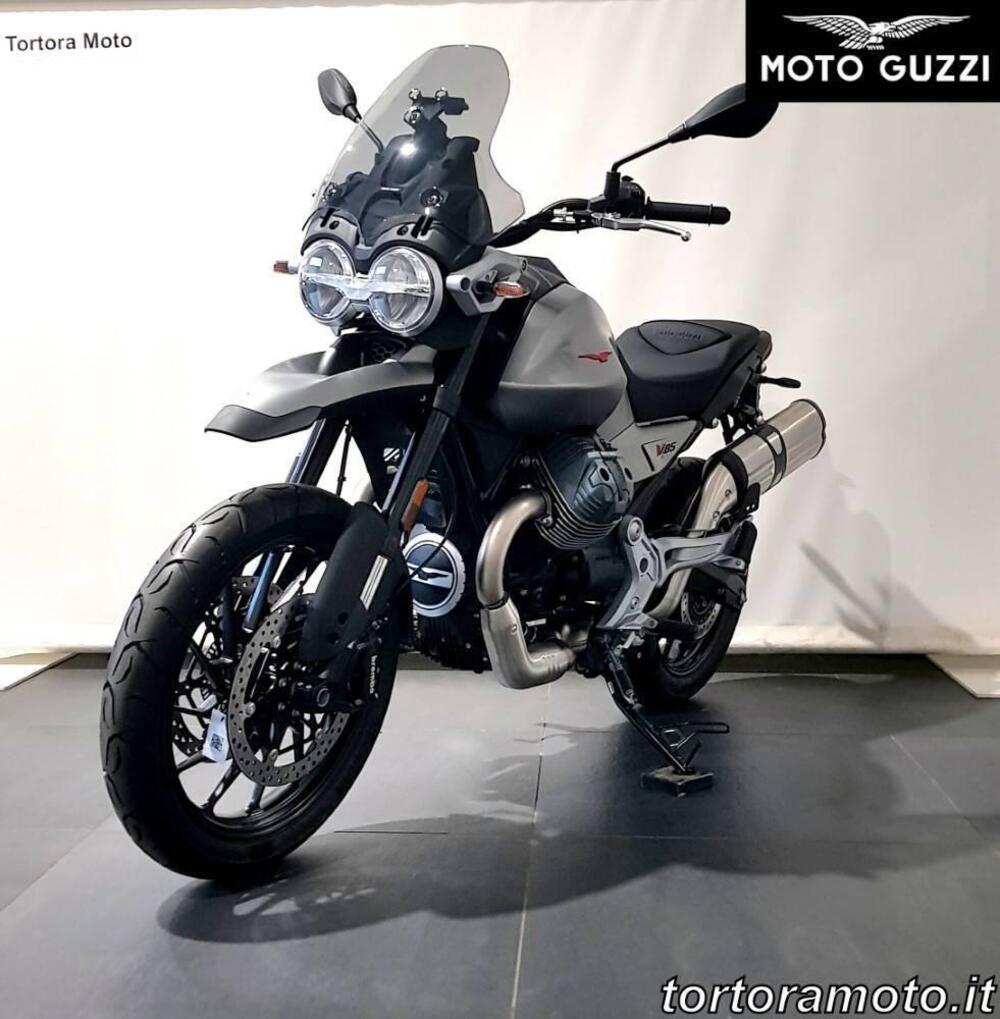 Moto Guzzi V85 Strada (2024 - 25) (3)