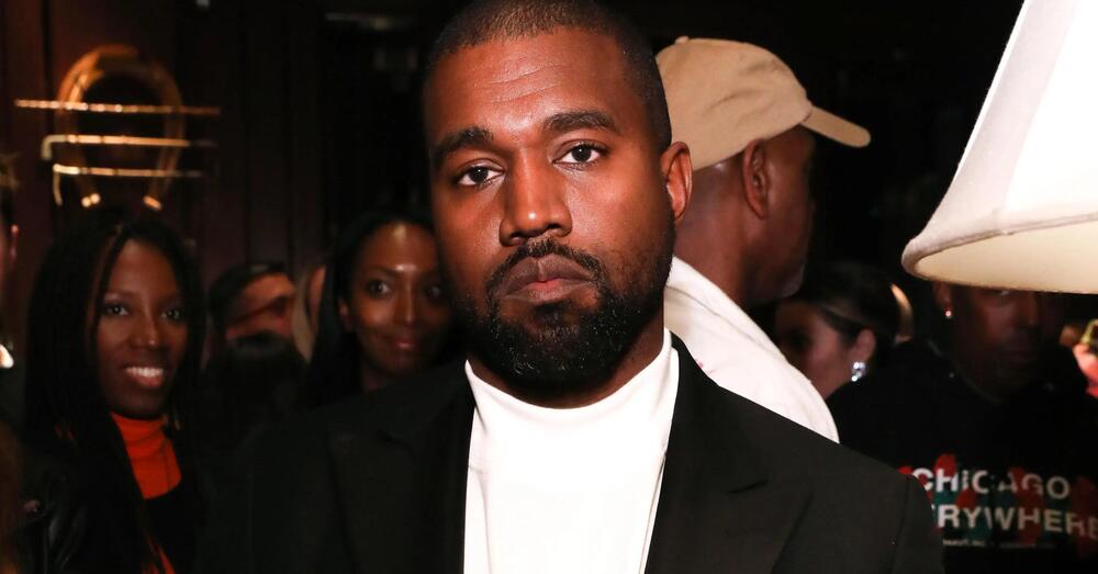 Kanye West, da Tokyo con Bianca Censori a una nuova villa a Beverly Hills? Intanto tra Kim Kardashian e pistole, vecchi problemi e nuove accuse: ecco quali