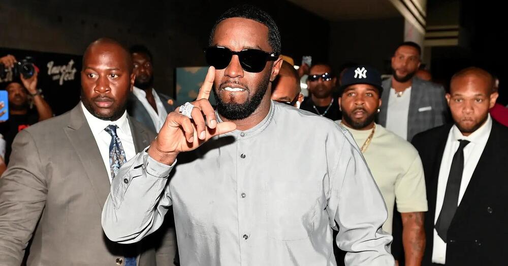 Sean Diddy Combs, telecamere nascoste in camera da letto? Questione di sicurezza oppure... Parla un ex coniglietta di Playboy. E gli avvocati di Puff Daddy&hellip;