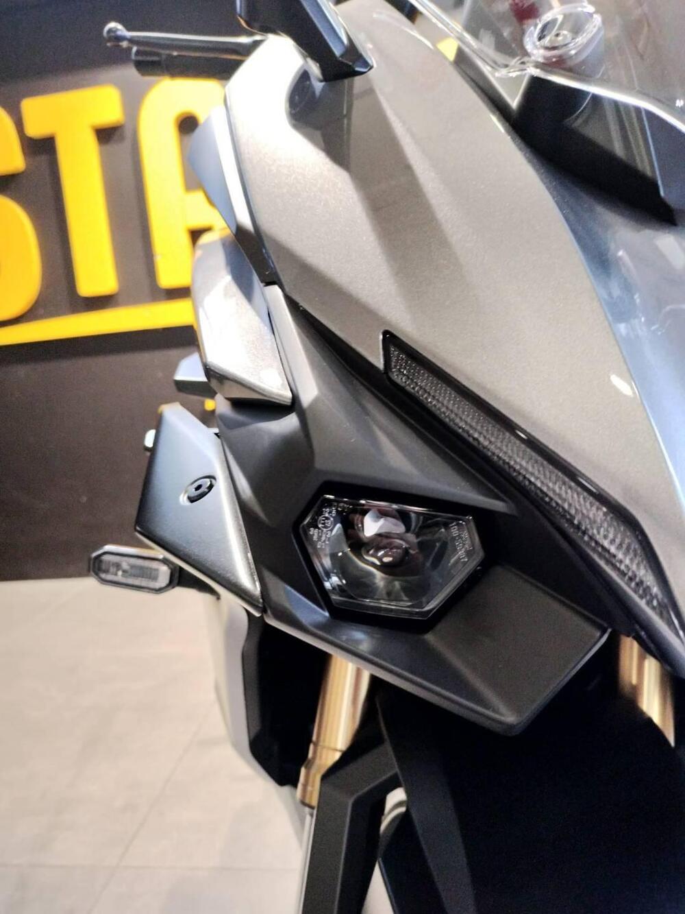 Suzuki GSX-S1000GT (2025) (2)