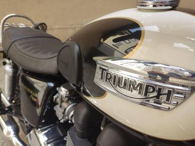 Triumph Bonneville T100 (2008 - 16) usata