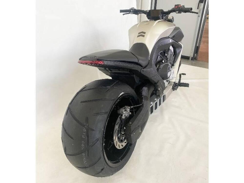 Benda Motorcycles LFC 700 (2024 - 25) (4)