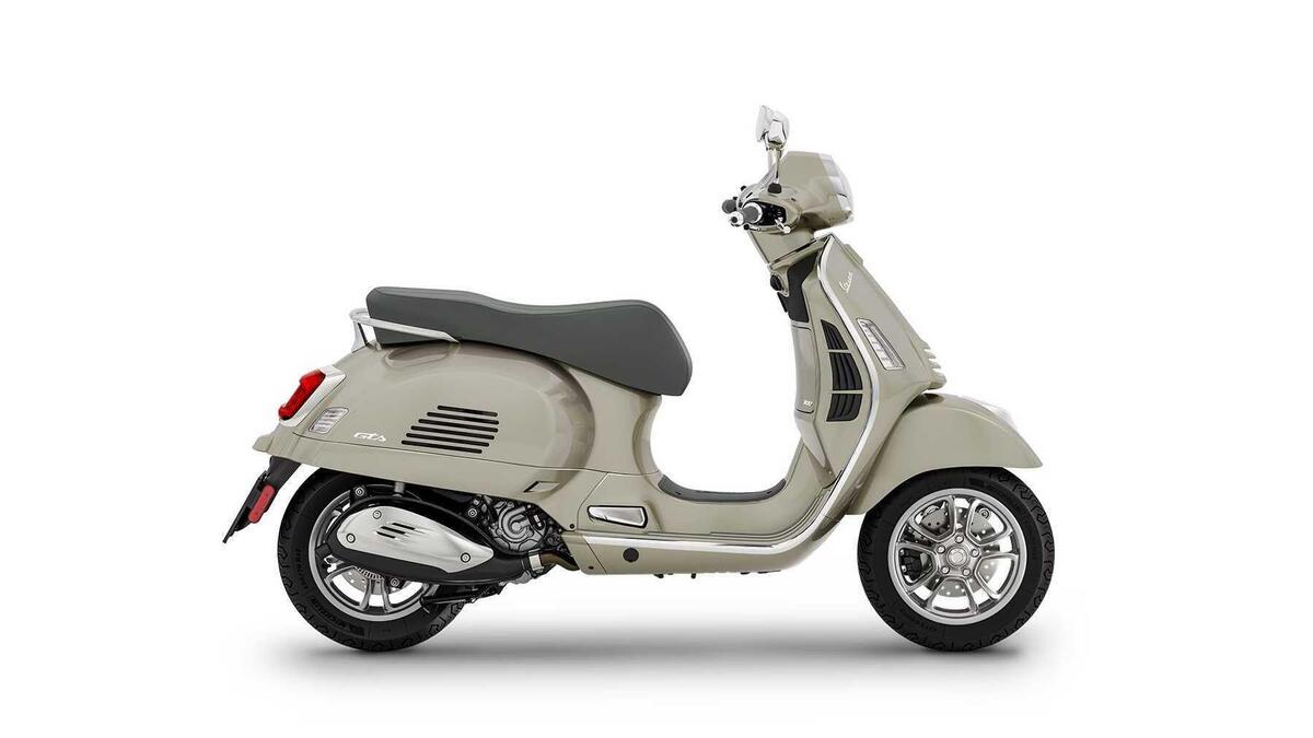 Vespa GTS 300 (2023 - 24)