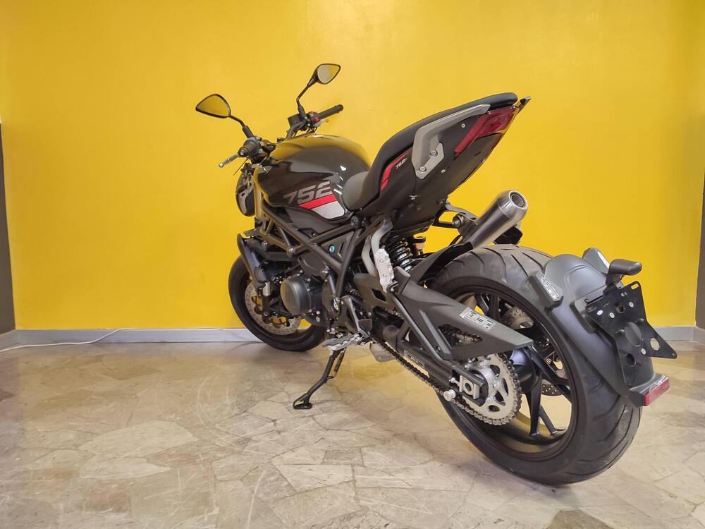 Benelli 752 S (2022 - 25) (4)