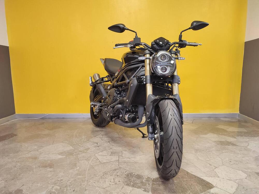 Benelli 752 S (2022 - 25) (2)