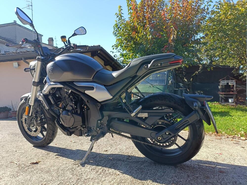 Voge Trofeo 500AC (2022 - 25) (8)