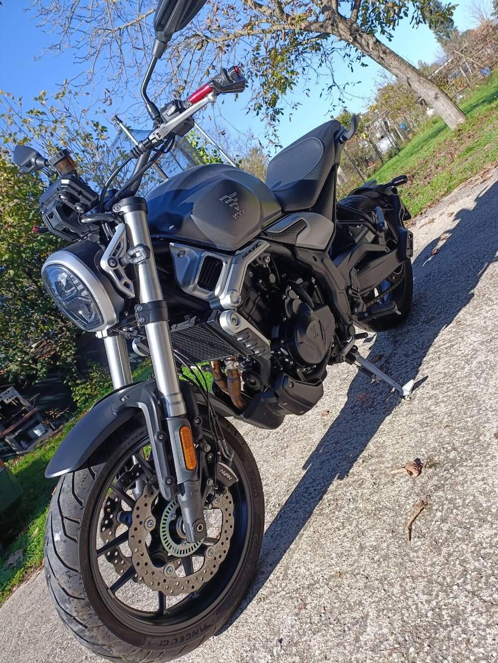 Voge Trofeo 500AC (2022 - 25) (9)