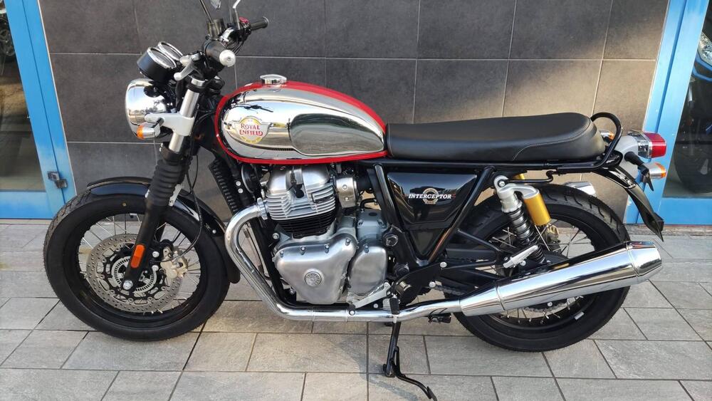 Royal Enfield Interceptor 650 (2021 - 25) (4)