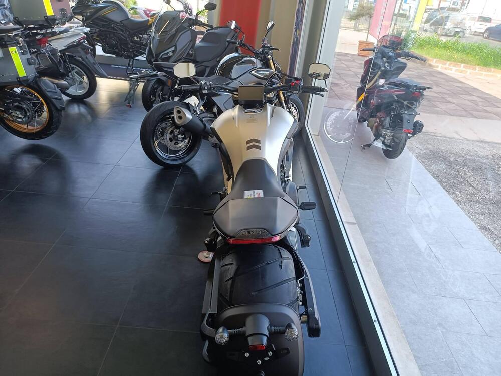 Benda Motorcycles LFC 700 (2024 - 25) (4)