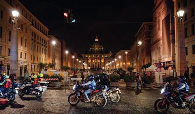 Rome Night Run 2024: la magia di un giro notturno per le strade della Capitale [VIDEO]
