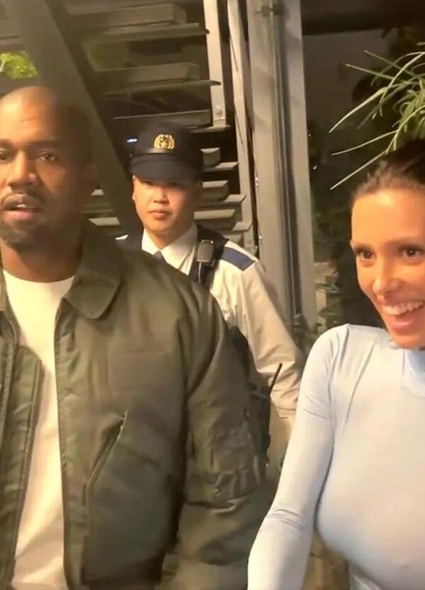 Bianca Censori e il vero look shock di Halloween con Kanye West, ma Kim Kardashian &egrave; rettiliana? [FOTO]