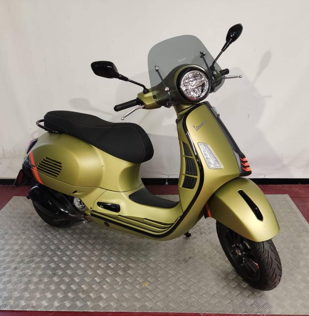 Vespa GTS 300 Super Sport (2023 - 24)