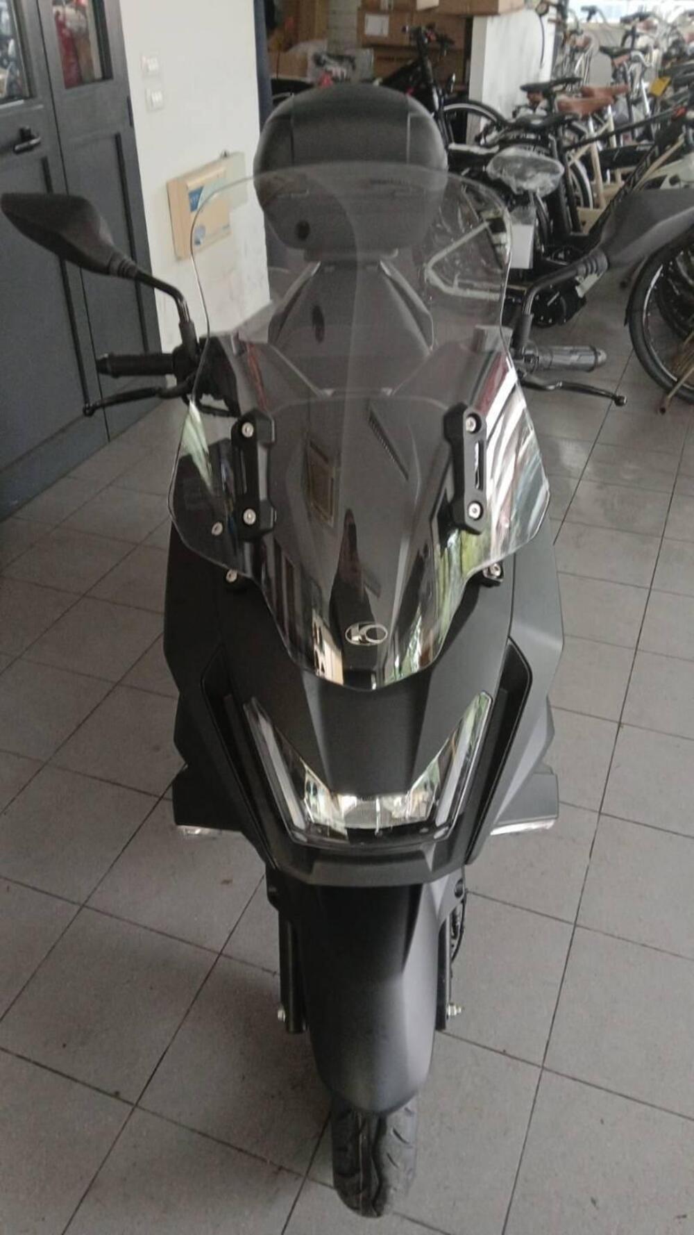 Kymco Skytown 125i (2024 - 26) (2)