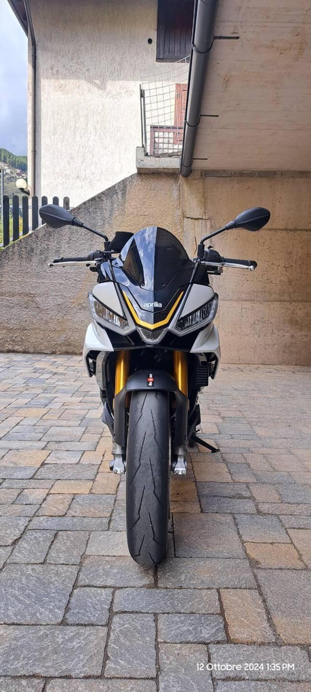 Aprilia Tuono V4 Factory (2021 - 24) (3)
