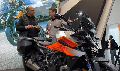 KTM 1390 Super Duke GT, eccola a EICMA! [VIDEO e GALLERY]