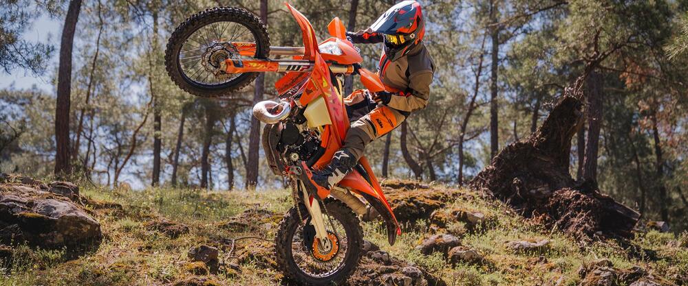 KTM 250 EXC Six Days (2025) (2)