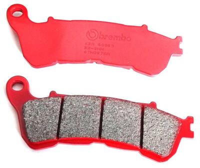 Pastiglie anteriori Brembo sinterizzate per Sports
