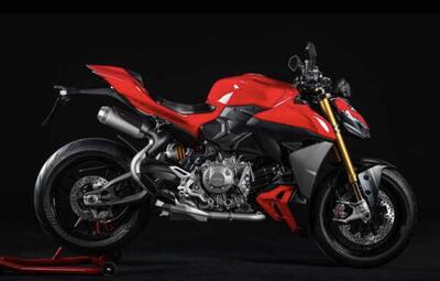 Eicma 2024: Ducati Streetfighter V2, 120 cv e tecnologia di alto livello [VIDEO e GALLERY]