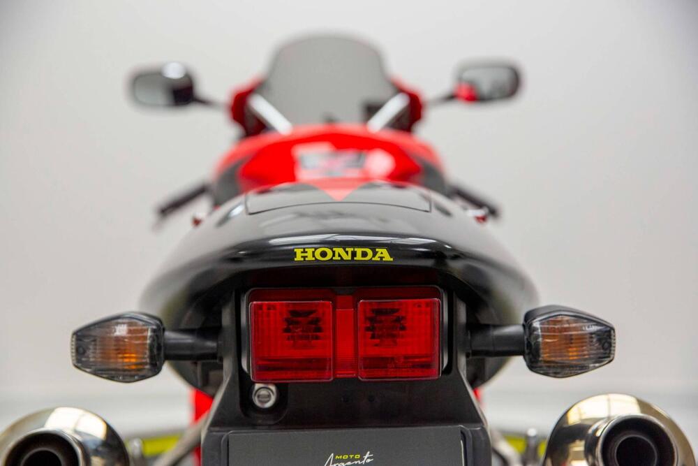 Honda VTR 1000 SP-1 (2000 - 01) (17)