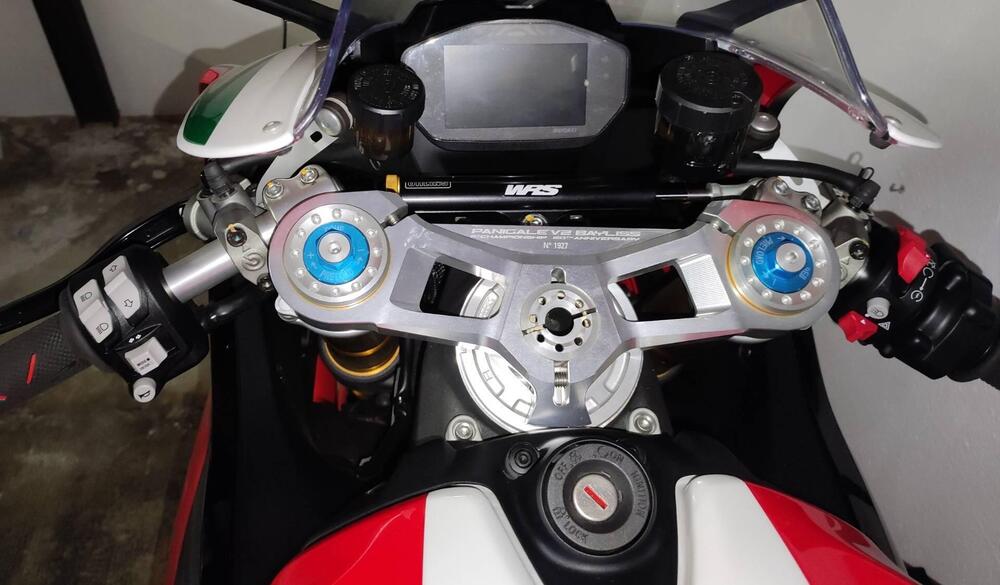 Ducati Panigale V2 Bayliss 1st Championship 20th Anniversary (2021 - 24) (3)