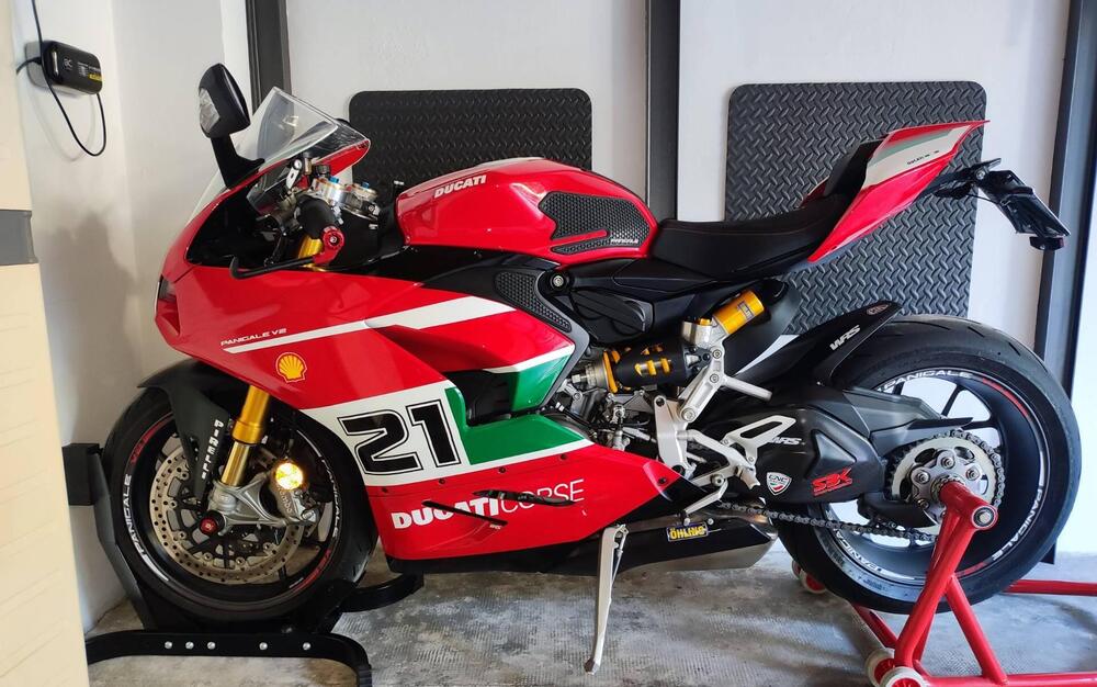 Ducati Panigale V2 Bayliss 1st Championship 20th Anniversary (2021 - 24) (4)