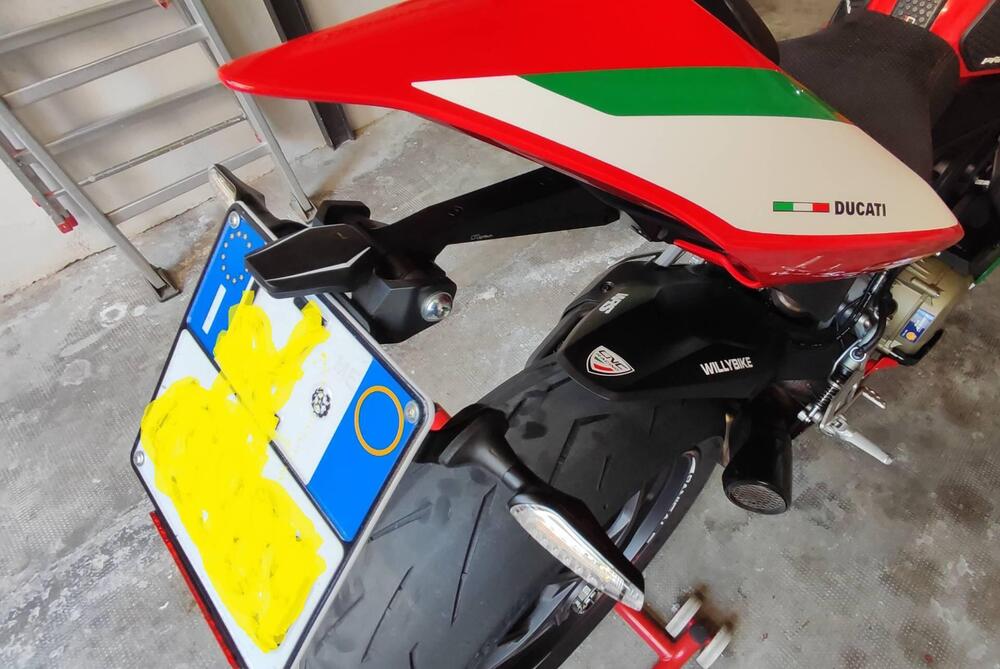 Ducati Panigale V2 Bayliss 1st Championship 20th Anniversary (2021 - 24) (8)