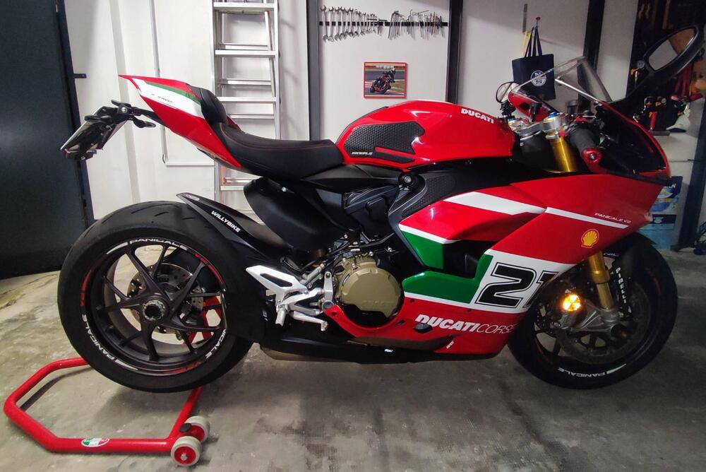 Ducati Panigale V2 Bayliss 1st Championship 20th Anniversary (2021 - 24) (14)