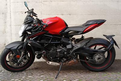 MV Agusta Brutale 800 Rosso (2021 - 23) usata