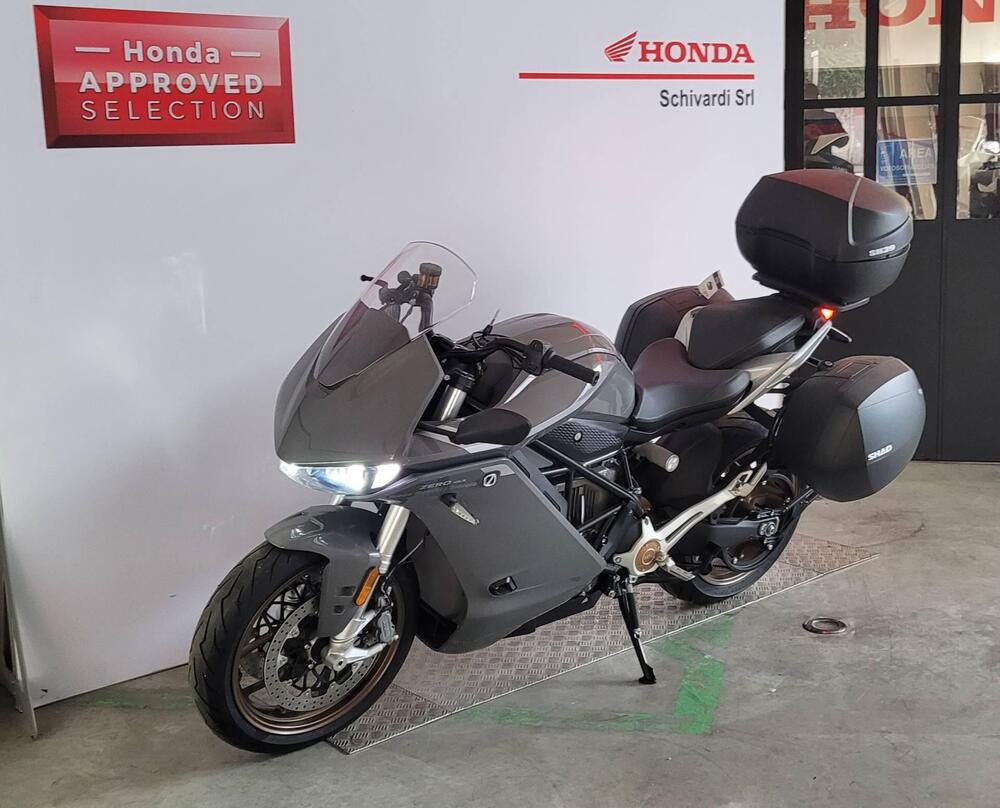 Zero SR-S (2020 - 25) (3)