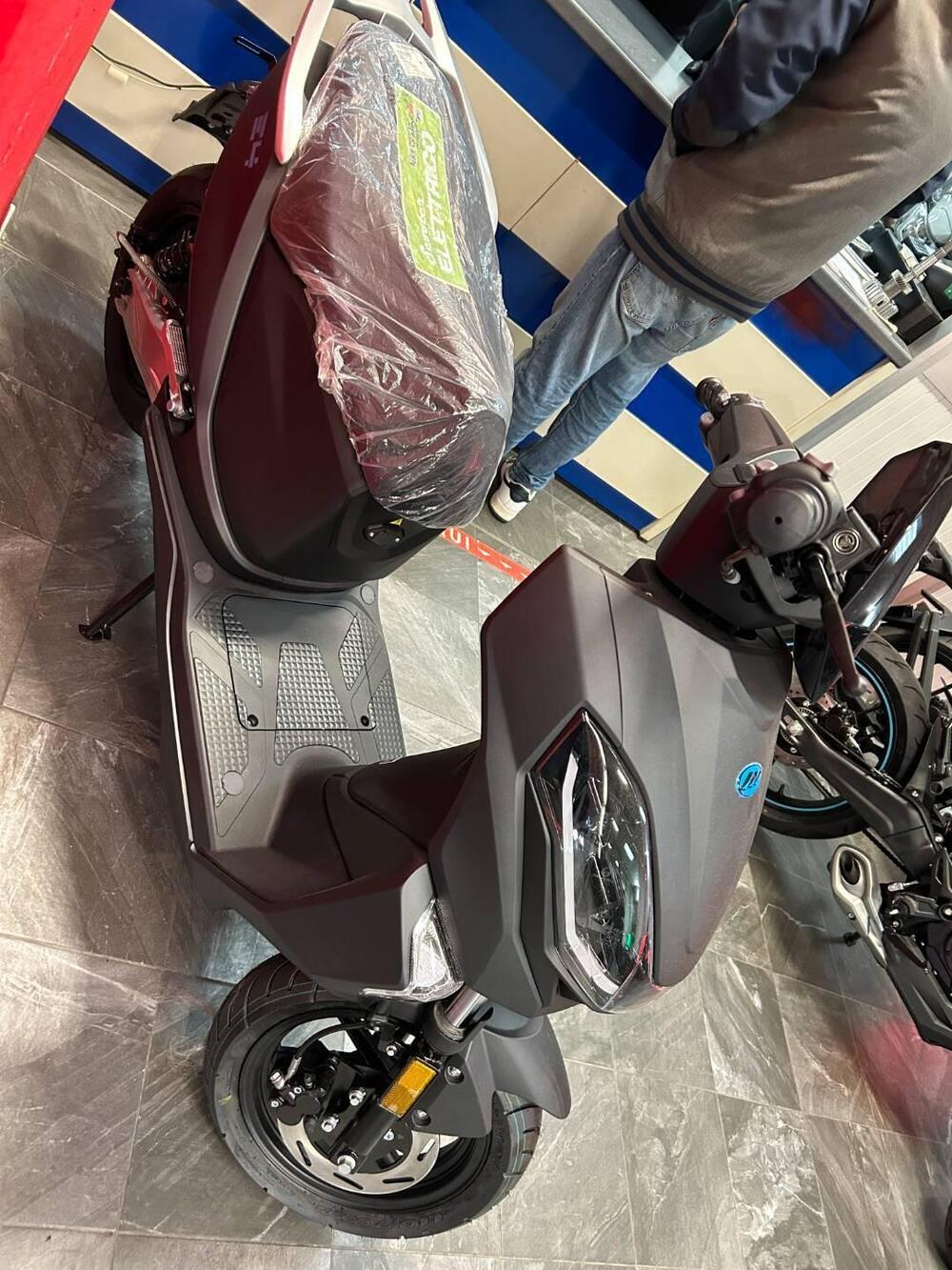 Lifan E4 L3e Doppia Batteria (2021 - 25) (3)