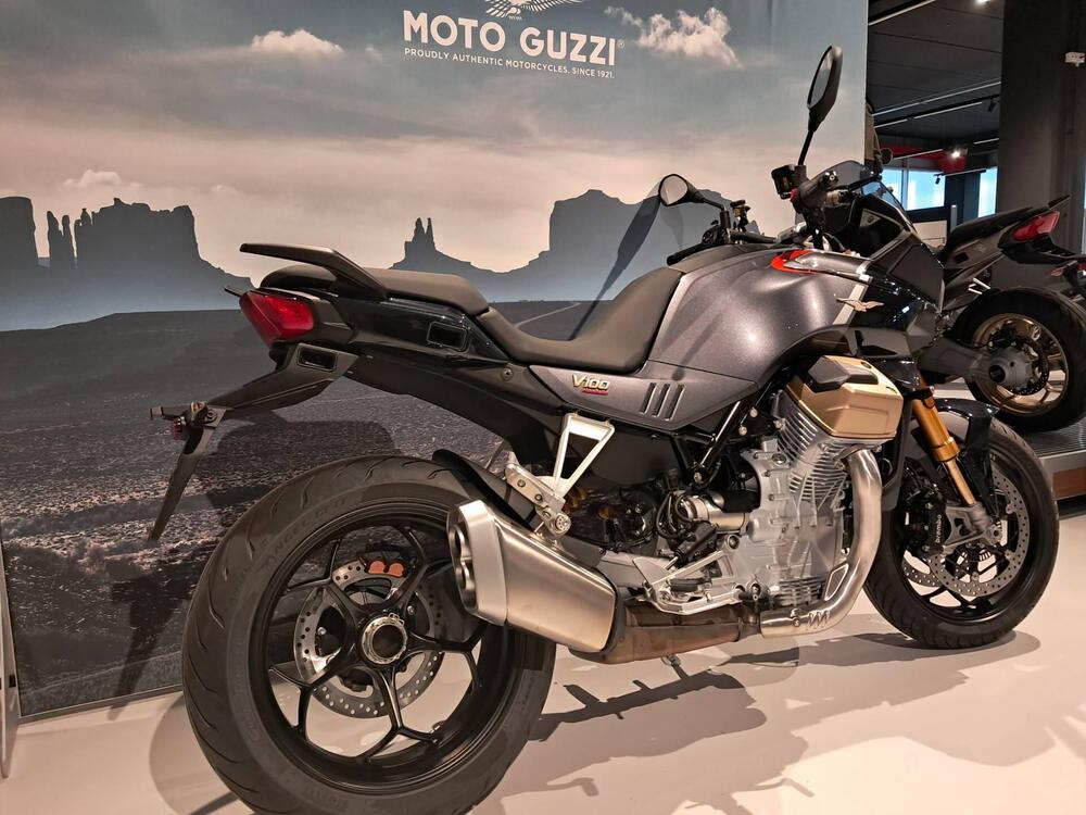 Moto Guzzi V100 Mandello S (2022 - 24) (3)