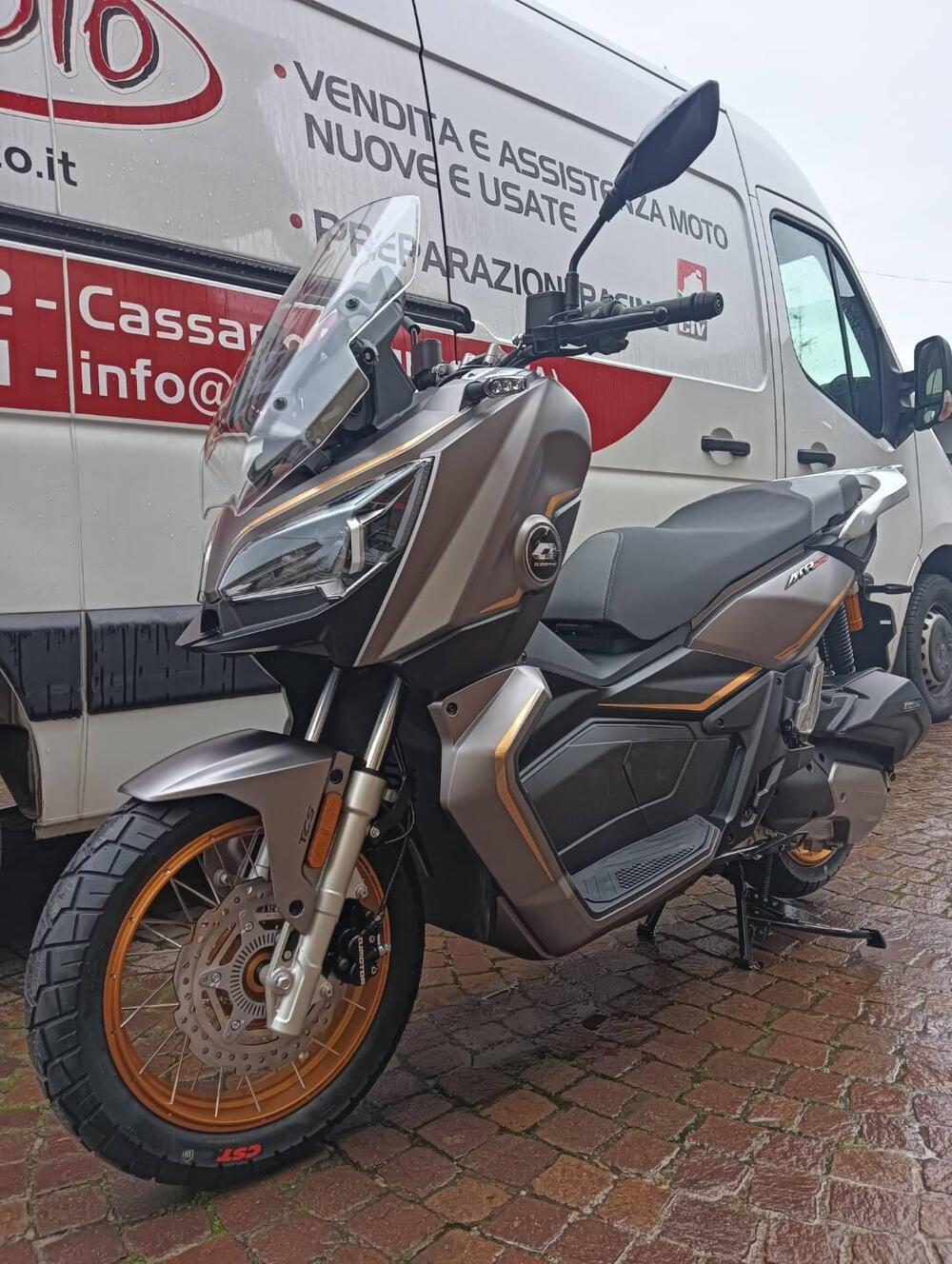 QJ Motor ATR 125 X (2024 - 25) (3)