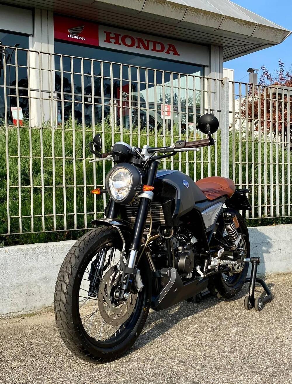 FB Mondial HPS 125 (2017 - 19) (3)