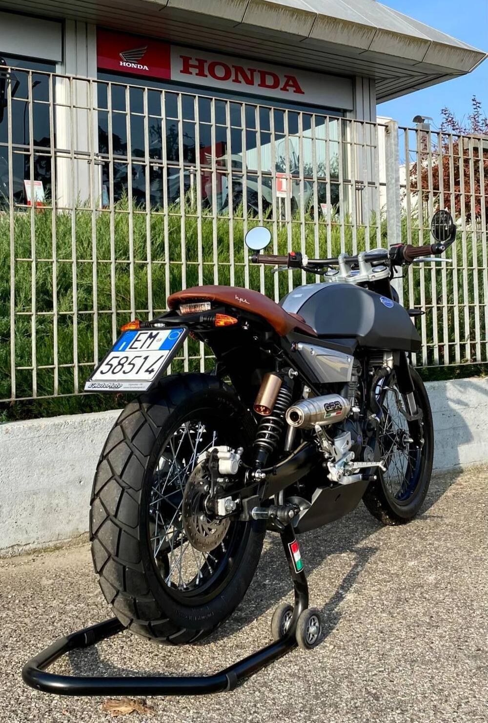 FB Mondial HPS 125 (2017 - 19) (5)