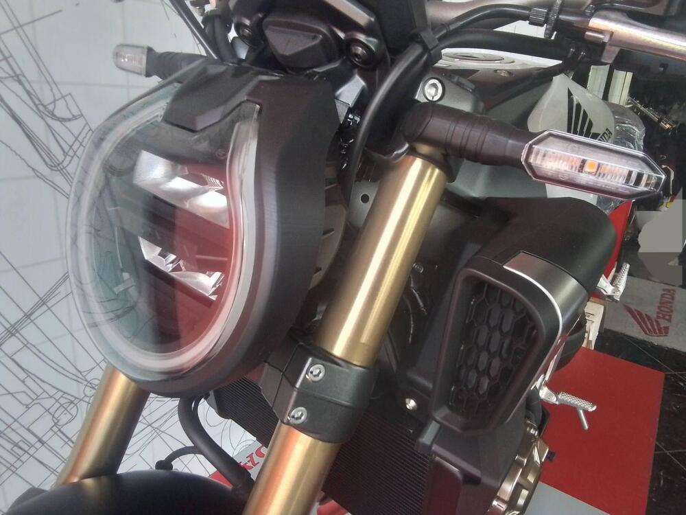 Honda CB 650 R E-Clutch (2024 - 25) (16)