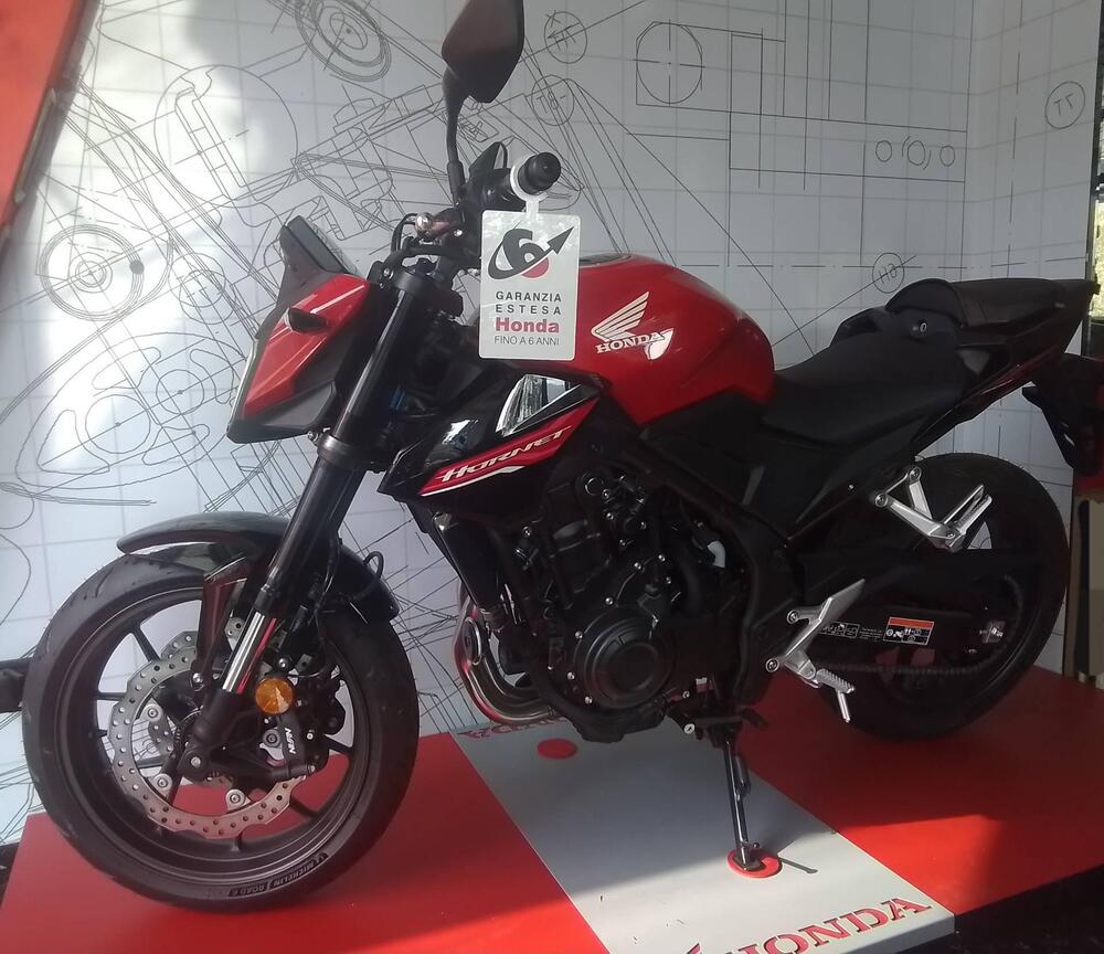 Honda CB 500 Hornet (2024 - 25) (5)