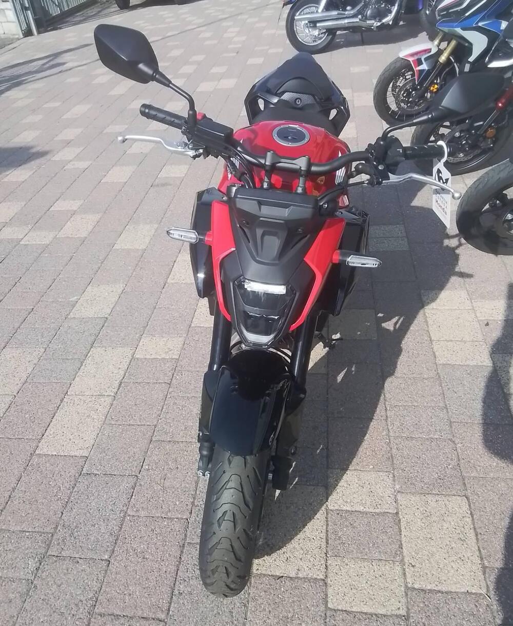 Honda CB 500 Hornet (2024 - 25) (19)